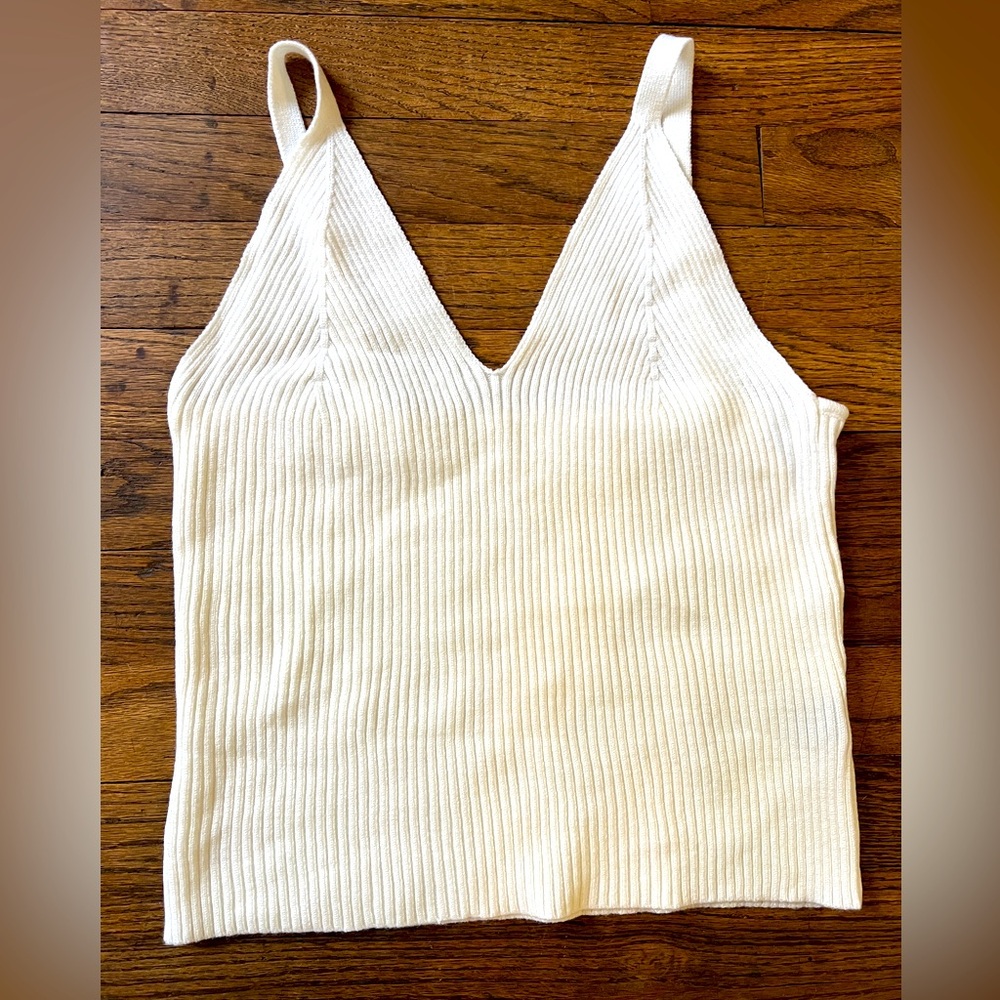 Ribbed knit ivory tank L